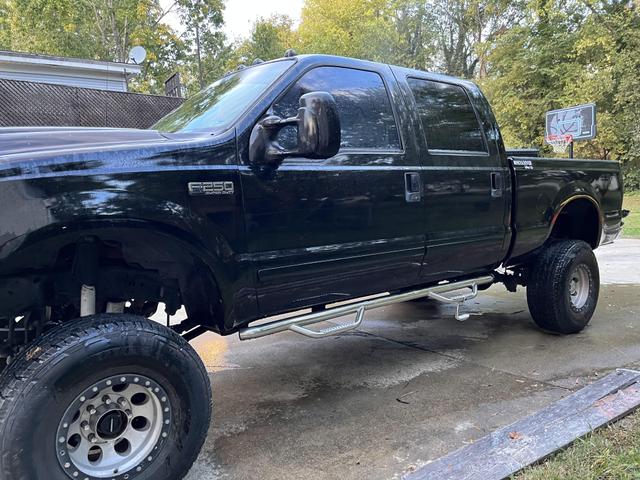 Photo of 2001 Black Ford F-250