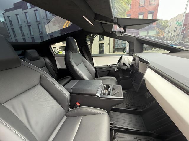 Photo of 2024 Silver Tesla Cybertruck
