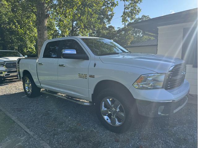 Photo of 2014 White RAM 1500