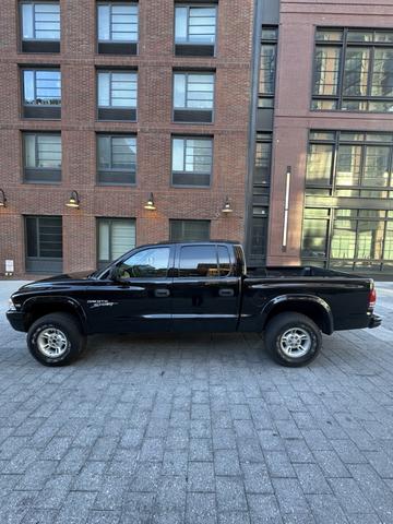 Photo of 2000 Black Dodge Dakota