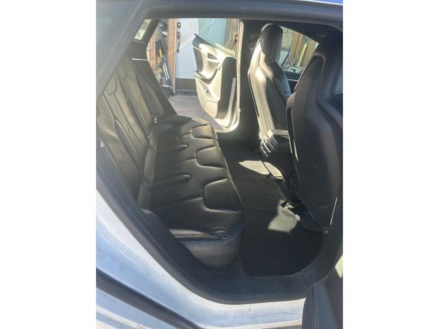 Photo of 2016 White Tesla Model S