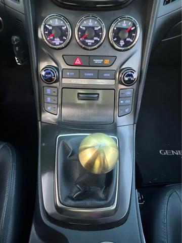 Photo of 2016 Gray Hyundai Genesis Coupe