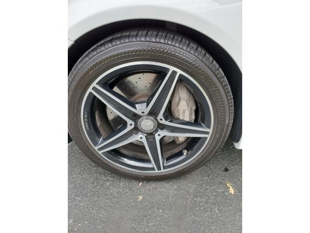 Photo of 2016 White Mercedes-Benz C-Class
