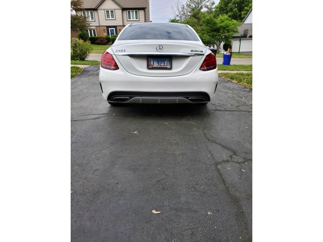 Photo of 2016 White Mercedes-Benz C-Class