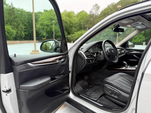 Photo of 2014 Silver BMW X5