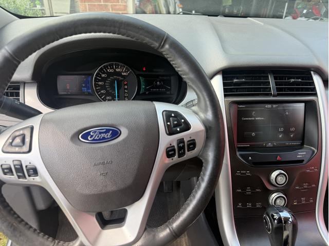 Photo of 2013 Gray Ford Edge