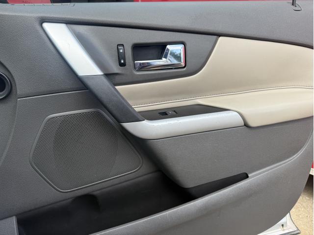 Photo of 2013 Gray Ford Edge