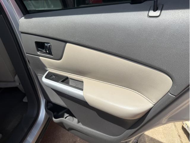 Photo of 2013 Gray Ford Edge