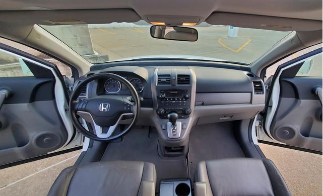 Photo of 2008 White Honda CR-V