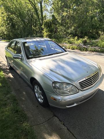 Photo of 2002 Silver Mercedes-Benz S-Class