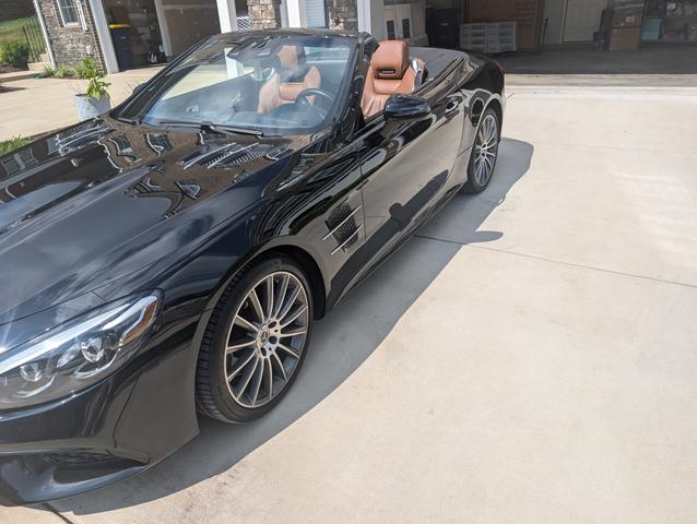 Photo of 2018 Black Mercedes-Benz SL 450