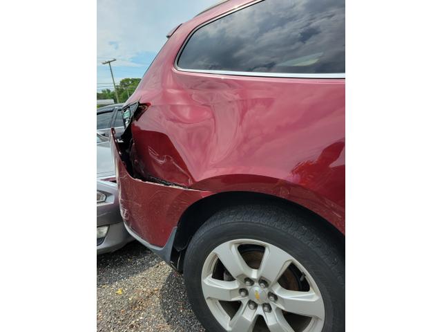 Photo of 2017 Red Chevrolet Traverse