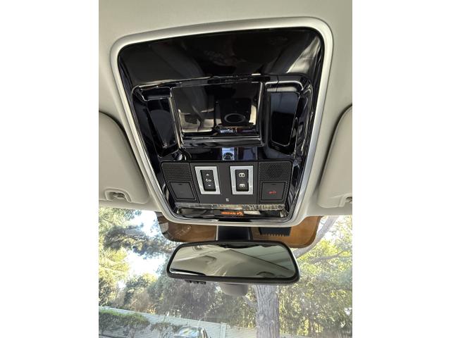 Photo of 2016 Blue Land Rover Range Rover