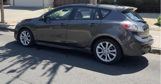 Photo of 2010 Gray Mazda Mazda3