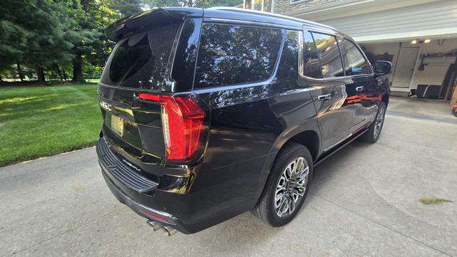 Photo of 2023 Black GMC Yukon