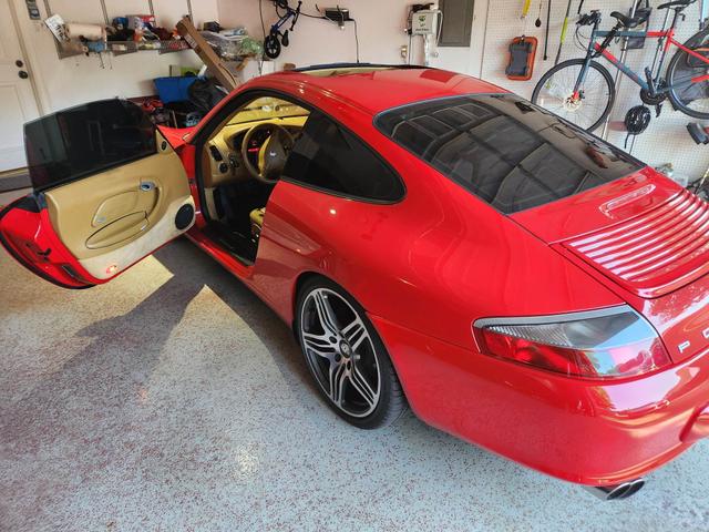 Photo of 2003 Red Porsche 911