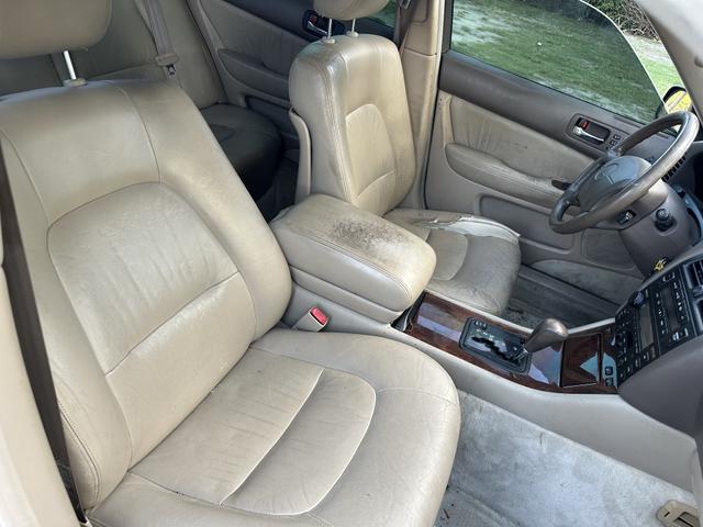 Photo of 1995 Black Lexus LS 400