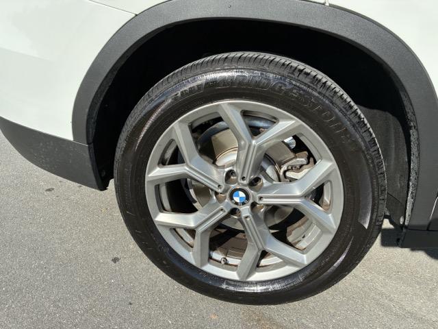 Photo of 2021 White BMW X3