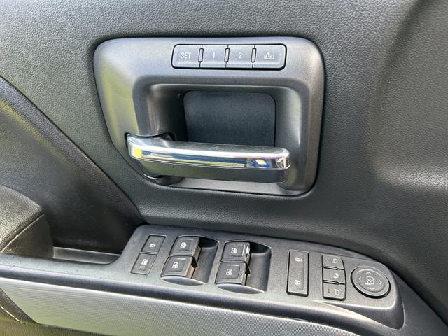 Photo of 2016 Blue Chevrolet Silverado 2500