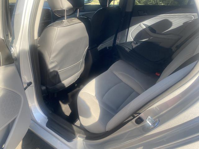Photo of 2013 Silver Kia Optima