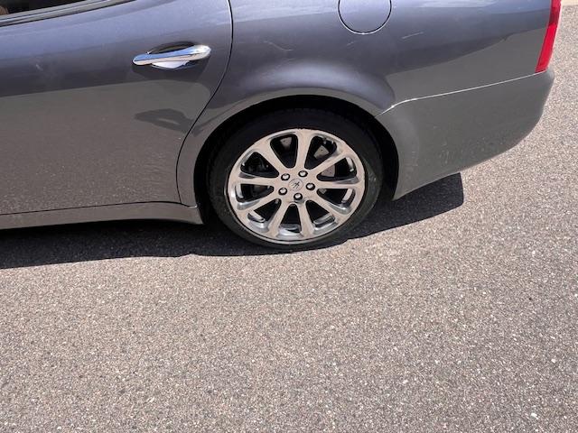 Photo of 2010 Gray Maserati Quattroporte