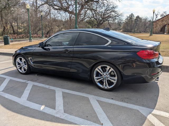 Photo of 2014 Black BMW 435