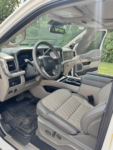 Photo of 2025 White Ford F-450