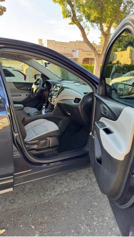Photo of 2019 Blue Chevrolet Equinox