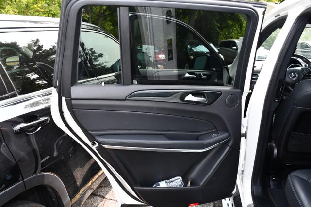 Photo of 2019 White Mercedes-Benz GLS 550