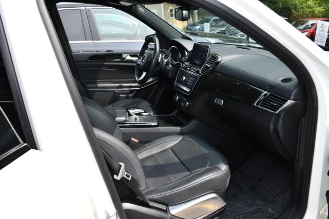 Photo of 2019 White Mercedes-Benz GLS 550