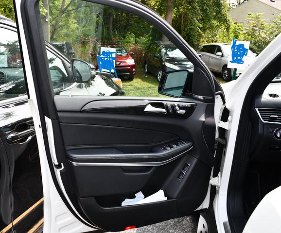 Photo of 2019 White Mercedes-Benz GLS 550