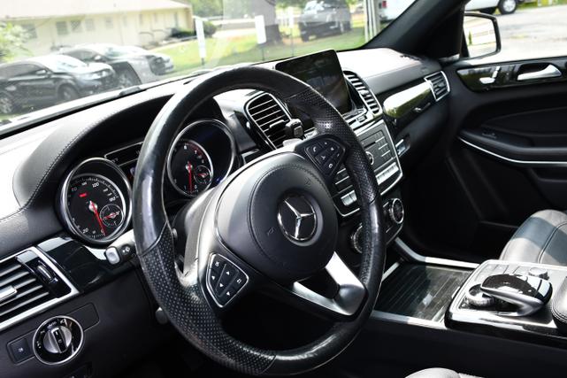 Photo of 2019 White Mercedes-Benz GLS 550