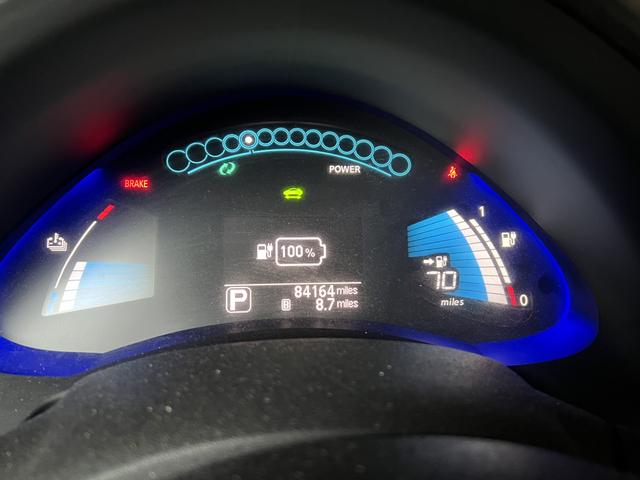 Photo of 2013 Blue Nissan Leaf