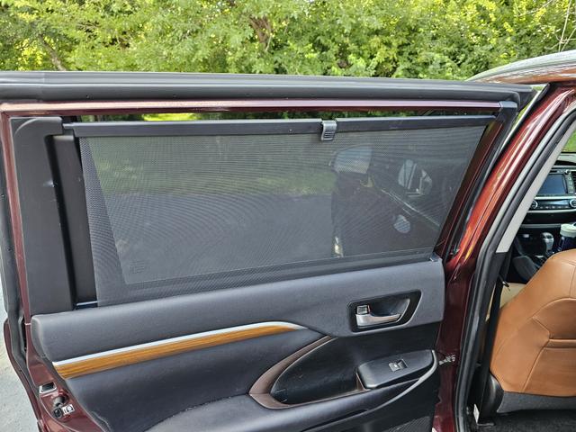 Photo of 2019 Red Toyota Highlander