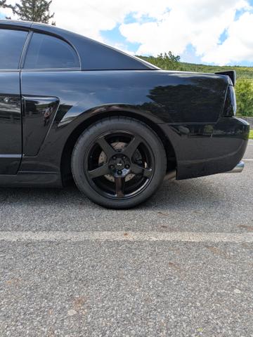 Photo of 2003 Black Ford Mustang