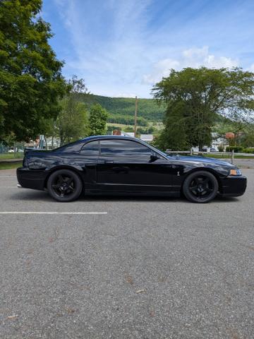 Photo of 2003 Black Ford Mustang