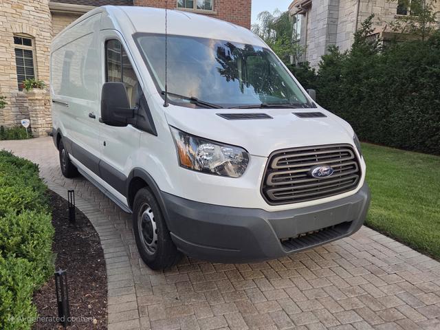 Photo of 2017 White Ford Transit-150