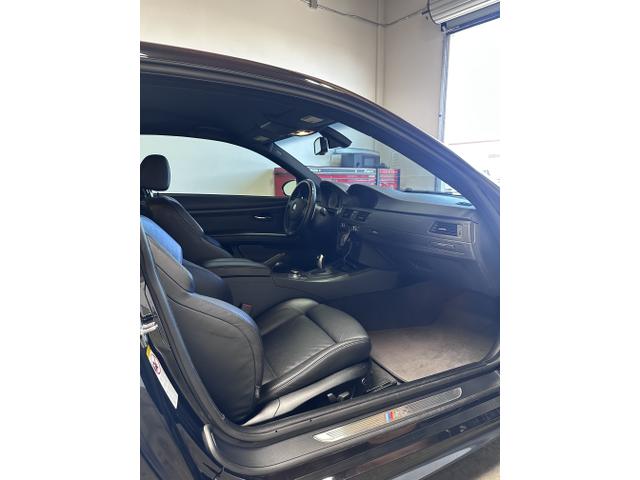 Photo of 2009 Black BMW M3