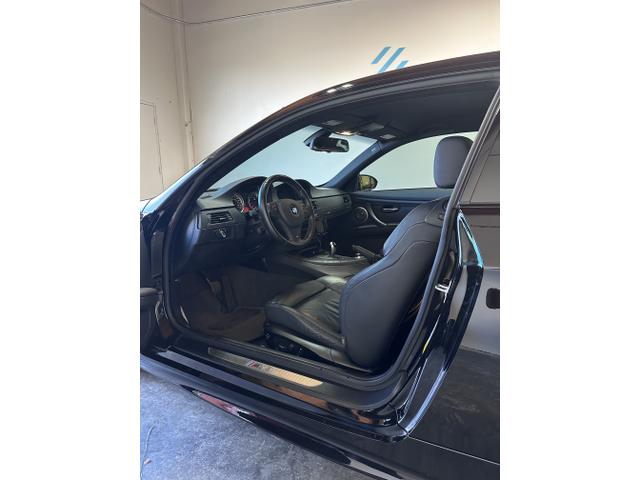 Photo of 2009 Black BMW M3