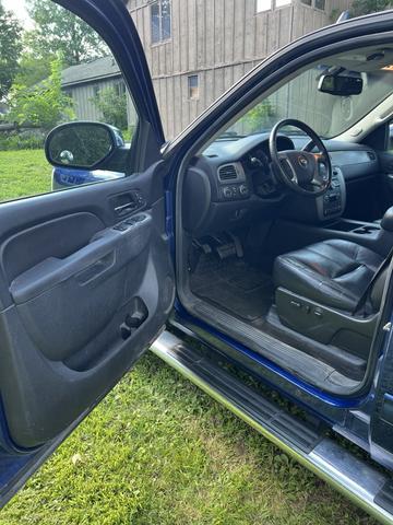Photo of 2013 Blue Chevrolet Silverado 1500