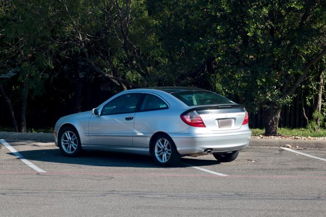 Photo of 2002 Silver Mercedes-Benz C-Class