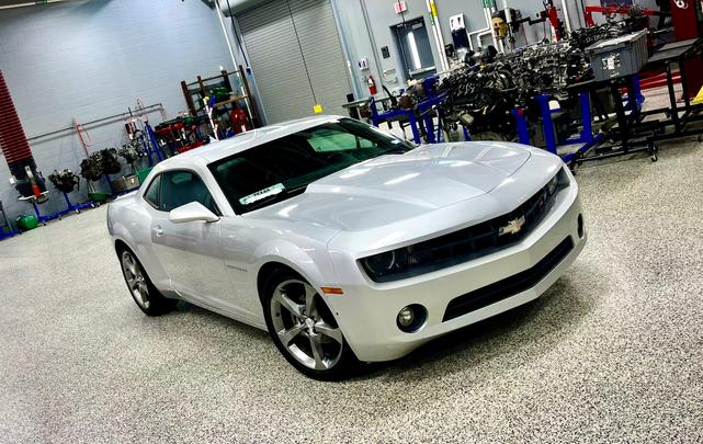 Photo of 2013 Silver Chevrolet Camaro
