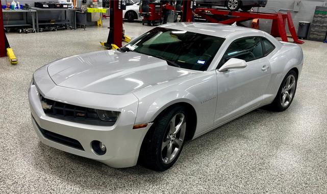 Photo of 2013 Silver Chevrolet Camaro