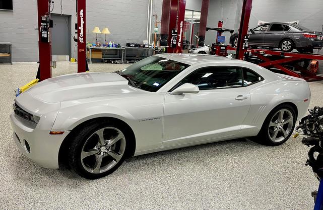 Photo of 2013 Silver Chevrolet Camaro