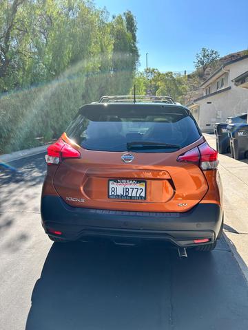 Photo of 2019 Orange Nissan Kicks