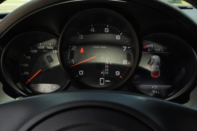 Photo of 2016 Gray Porsche Cayman