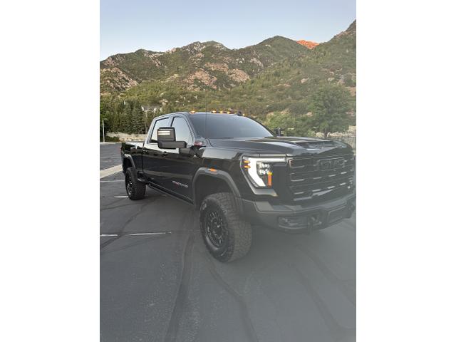 Photo of 2024 Black GMC Sierra 2500