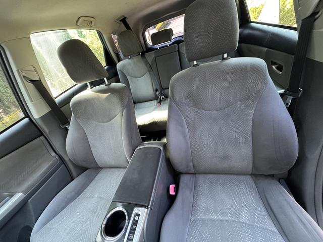 Photo of 2013 Blue Toyota Prius v