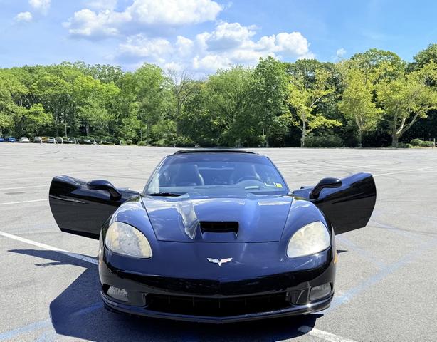 Photo of 2007 Black Chevrolet Corvette