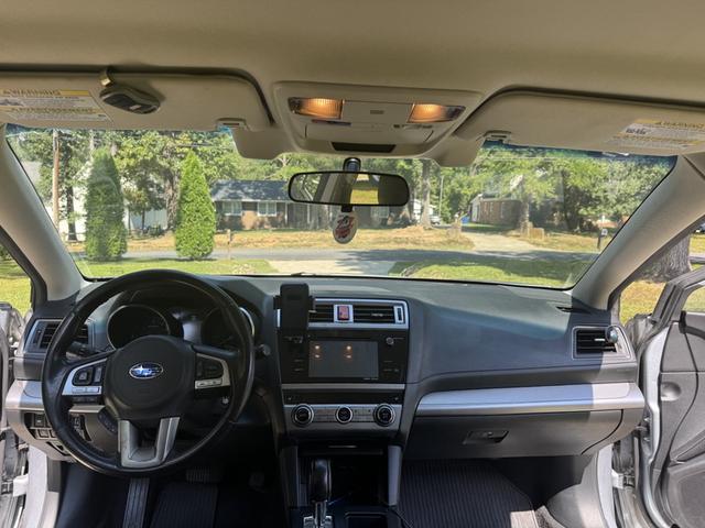 Photo of 2016 Silver Subaru Legacy
